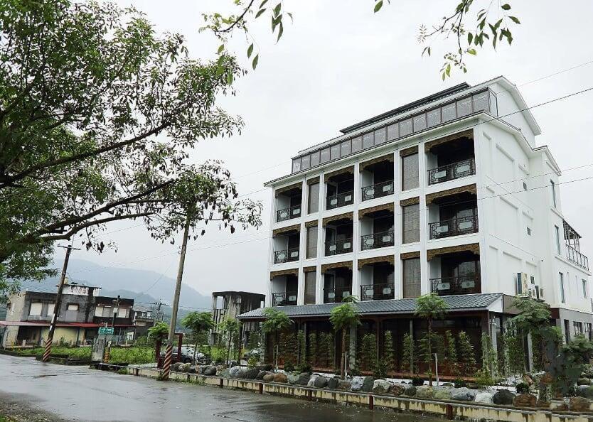喜樂知足休閒民宿 Dongshan (Yilan) Esterno foto
